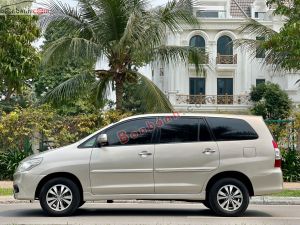 Xe Toyota Innova 2.0G 2015