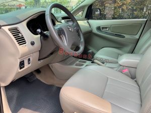 Xe Toyota Innova 2.0G 2015