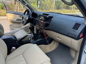 Xe Toyota Fortuner 2.5G 2015