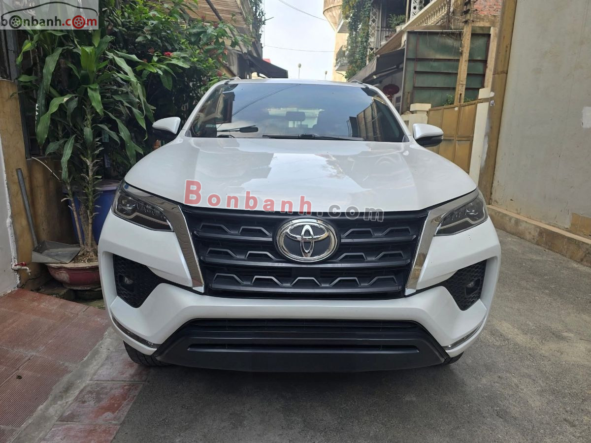 Toyota Fortuner 2.4G 4x2 AT 2021
