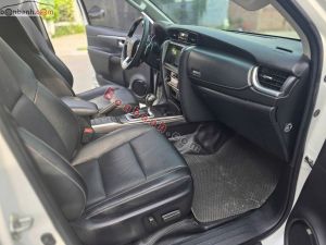 Xe Toyota Fortuner 2.4G 4x2 AT 2021