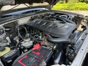 Xe Ford Everest 2.5L 4x2 AT 2014